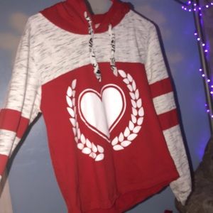 Hoodie 🤍❤️